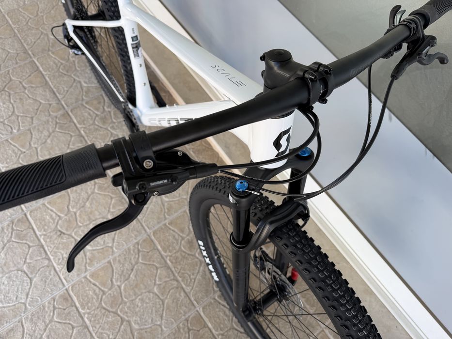 PROMOÇÃO - bicicleta scott Scale 29 - Fox