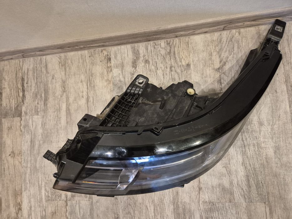 Land Rover RangeRover L460 фара левая оригинал m8e2 13w030 / lr19003
