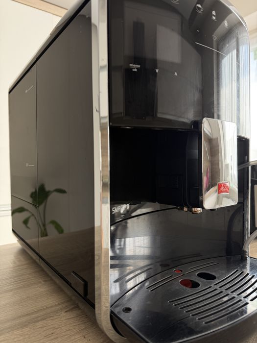 Sprzedam ekspres do kawy Melitta Cafeo barista
