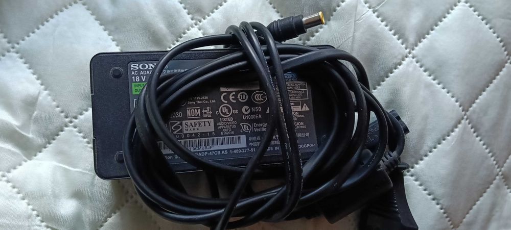 Głośnik przenośny Sony SRS-7