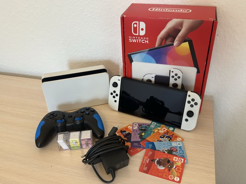 Nintendo Switch OLED biały + dodatkowy kontroler + stacja dokująca + pudełko