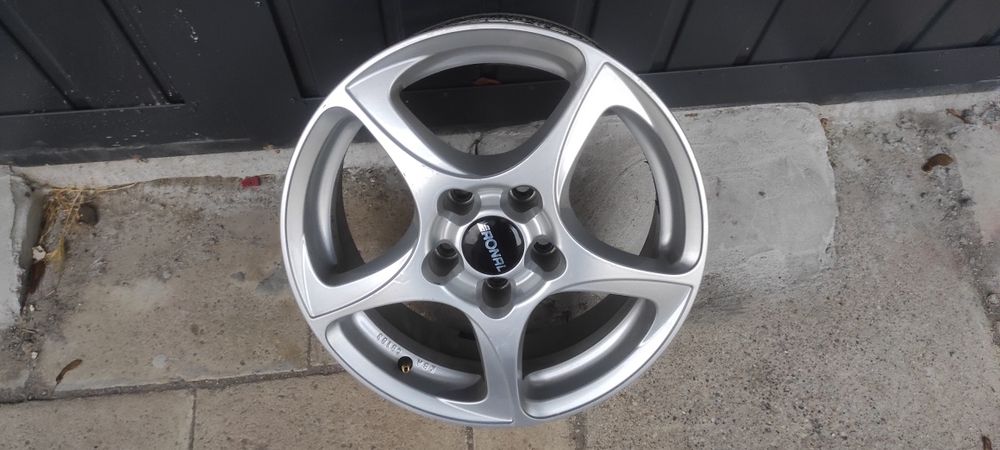 Sprzedam Alufelgi 16' RONAL