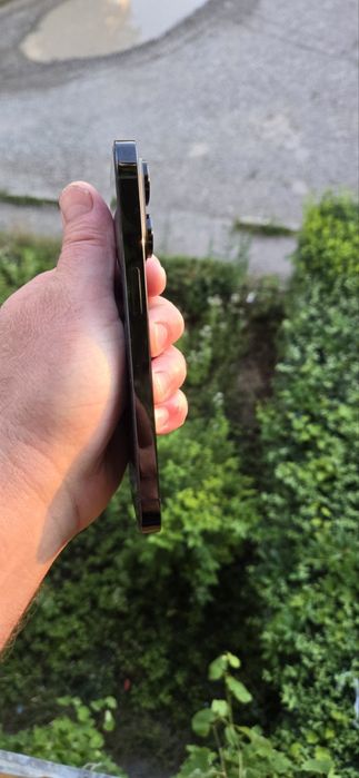 Телефон iPhone 14 Pro