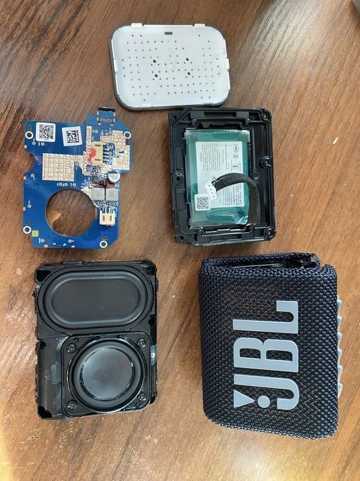 Jbl go 3 на запчастини, міні колонка