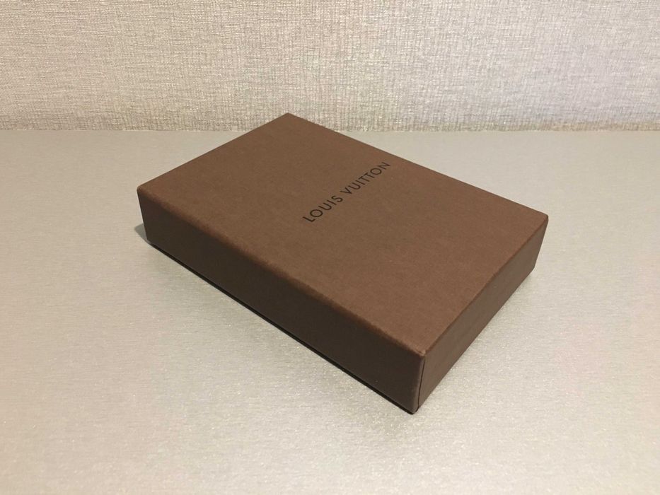 Подарункова коробка Louis Vuitton оригінал