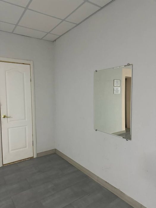 Сдам 1 к квартиру под Склад Вещи.Власник!
