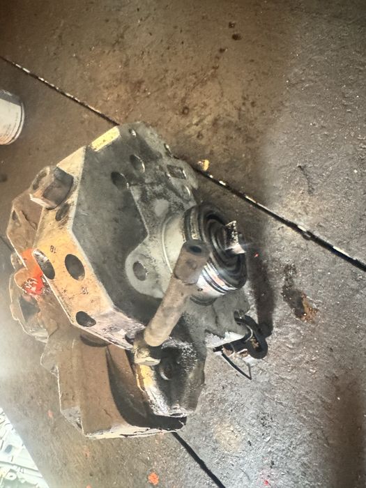 ТНВД Паливний насос високого тиску Volvo XC90 2.4 0445010043 s60