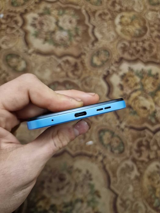 Xiaomi redmi note 12 4/128GB + чехол