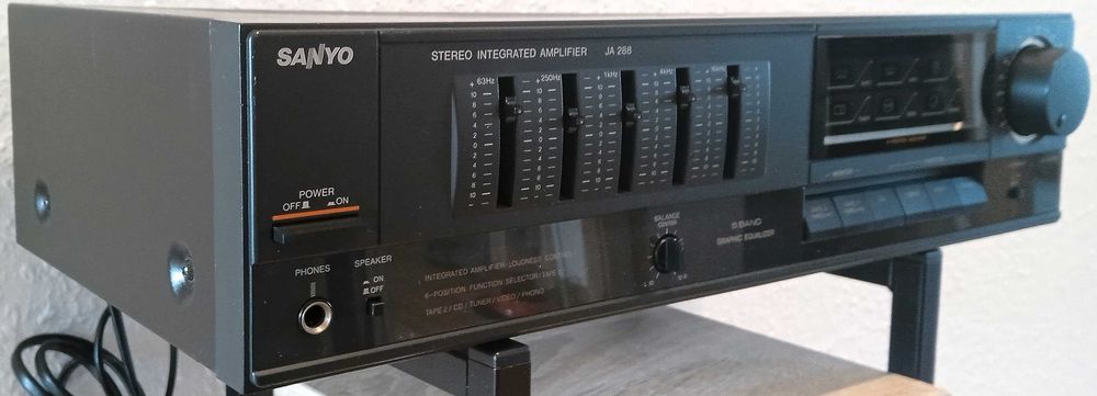 Wzmacniacz Vintage - Sanyo JA288