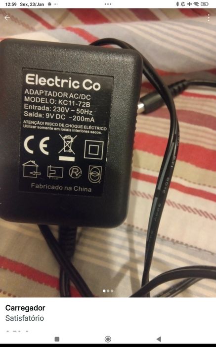 Carregador em bom estado
