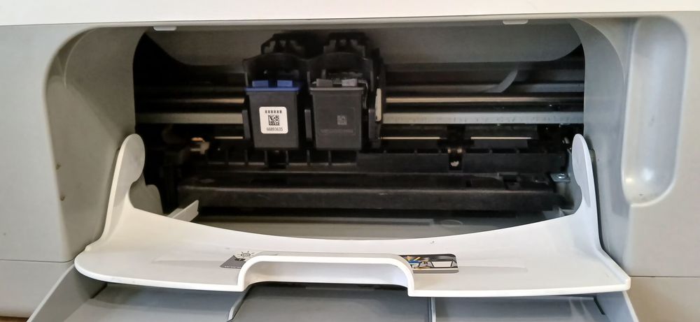 Принтер HP DeskJet f2280