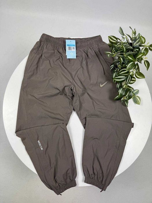 Нейлонові штани Nike Nocta чорні — чоловічі спортивні штани з нейлону, стильні повсякденні штани для міського образу