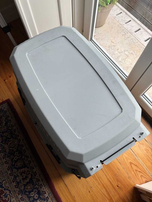 Caixa de transporte para cão