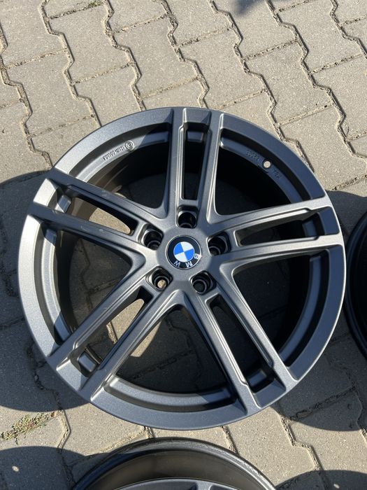 5/112 R19 Диски BMW G30 , i X3 , G01 / Audi E-Tron , Q5 , Q3