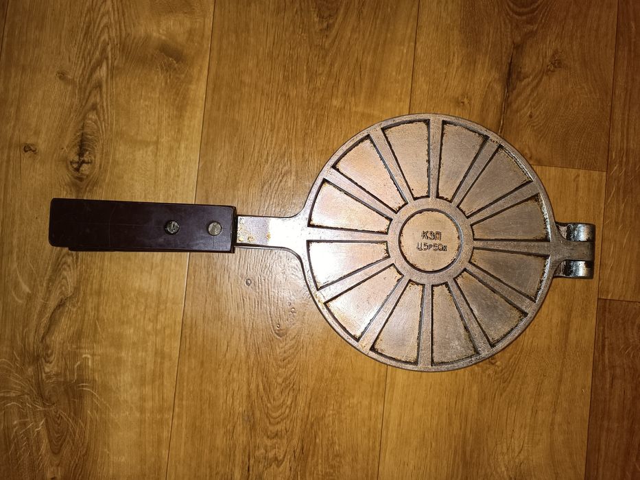 Вафельница СССР форма для выпекания тонких вафель