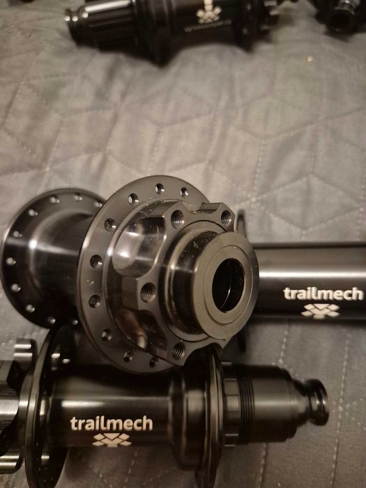 Przednia piasta Trailmech Enduro 110×15 mm Boost, Torque Caps.