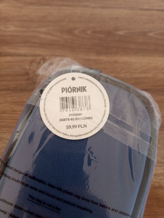 Sprzedam butelkę triatanową i piórnik
