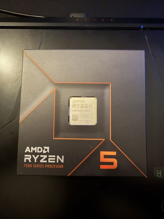 Processador AMD Ryzen 5 7600X NOVO