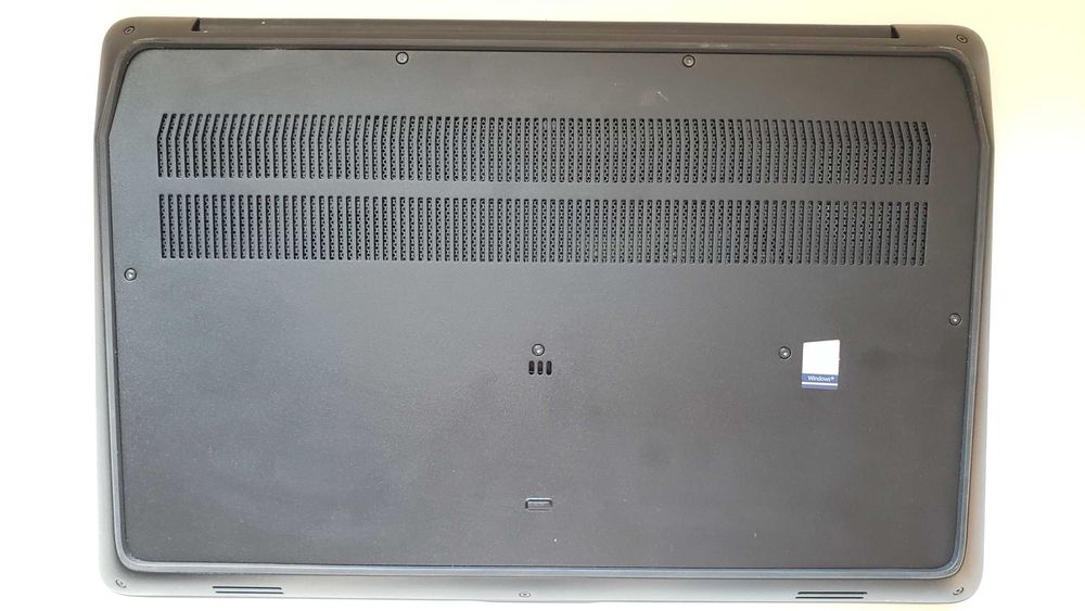 Ноутбук HP ZBook 17 G3 i5-6440HQ 16GB 128GB ssd+128GB+750GB nVidia 2GB