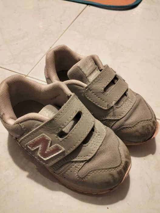 Tênis new balance 23