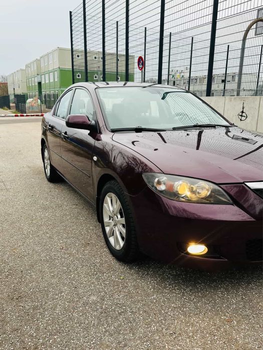 Продам mazda3 2008 год