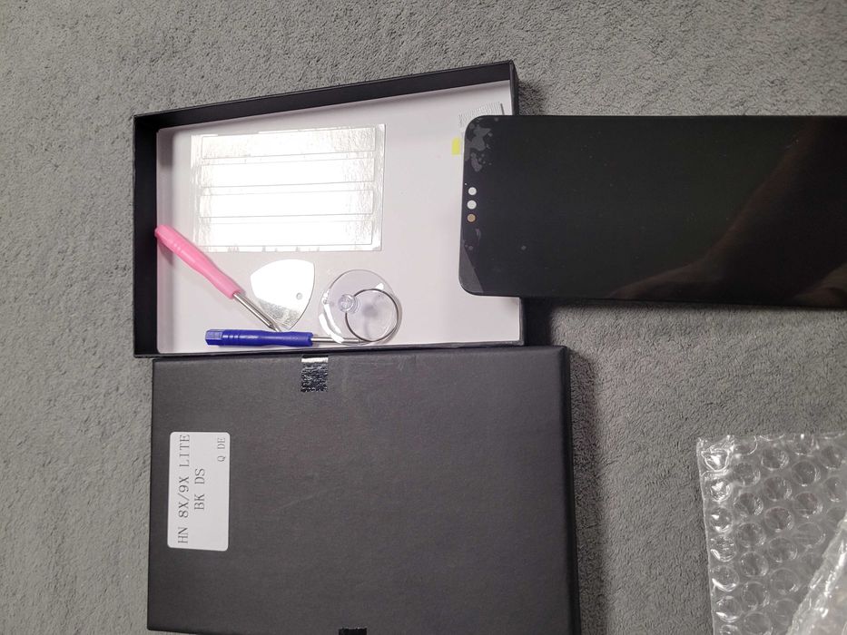 Wyswietlacz lcd honor 8x/9x lite