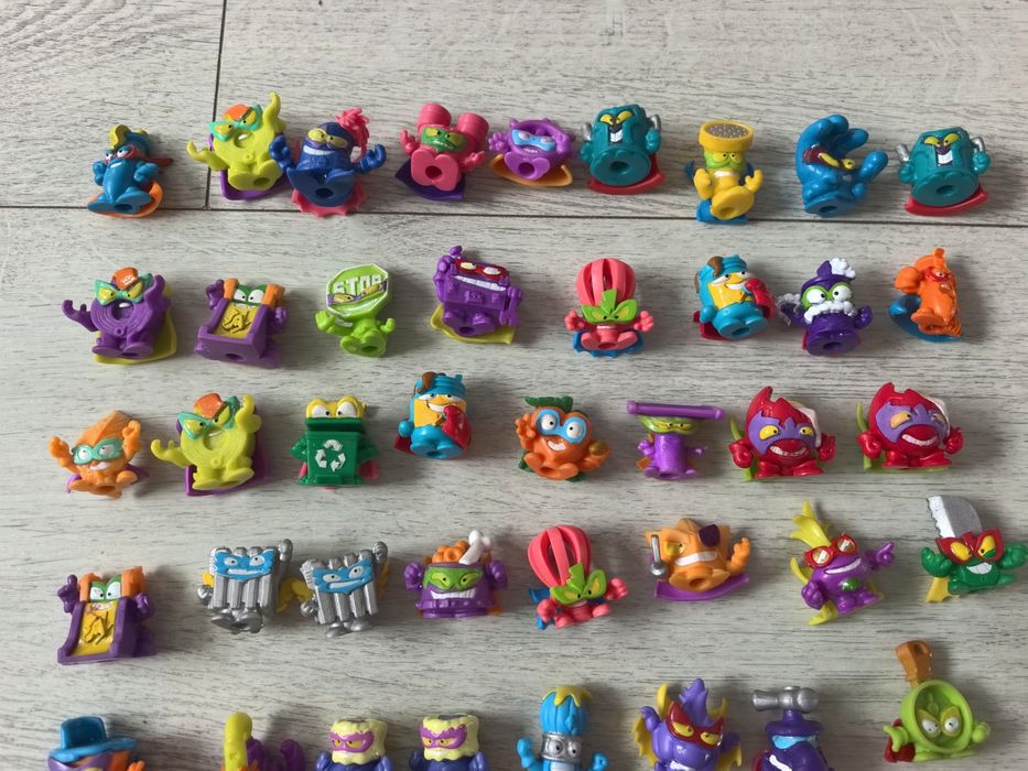 Super things figurki