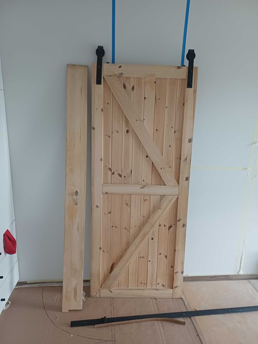 Drzwi industrialne/loftowe przesuwne