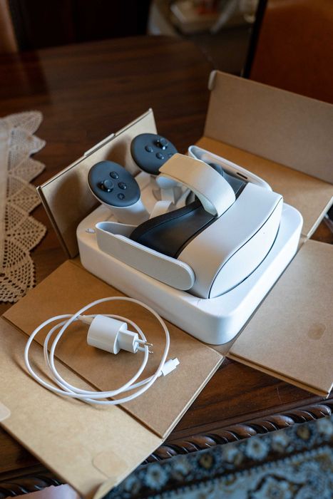 Óculos de Realidade Virtual Meta Quest 3S | 256GB | Branco