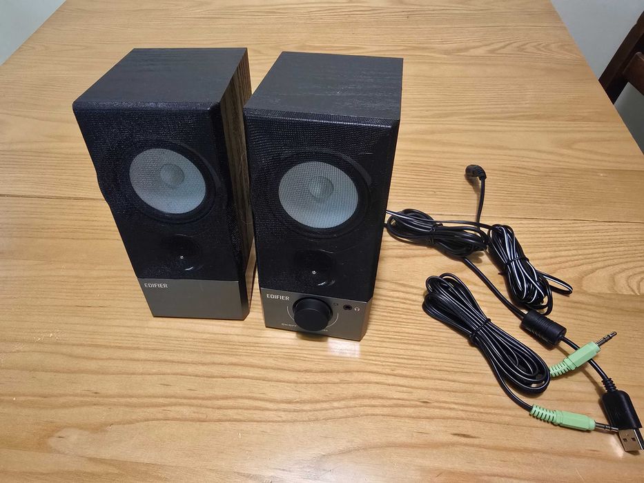 Колонки Edifier R19U