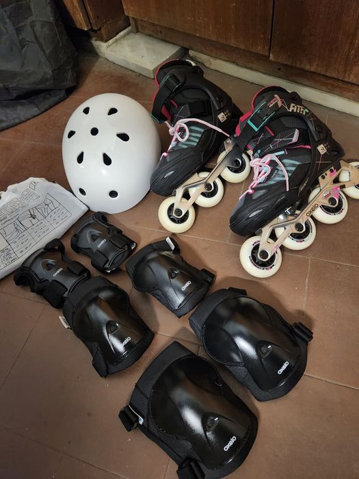 Conjunto de patins muito pouco usado.