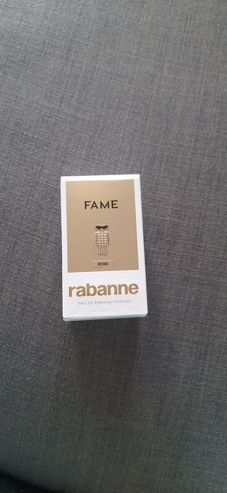 Rabbane eau de perfum intense FAME pudełko