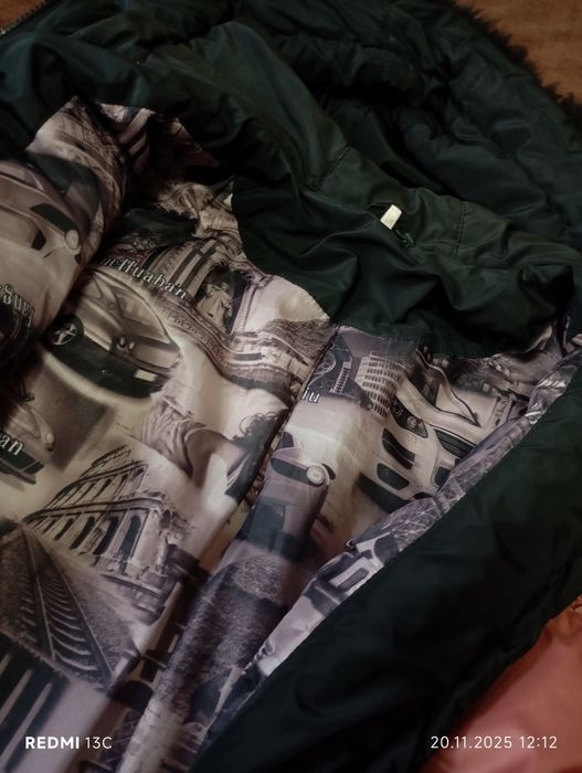 Жіноча зимова куртка