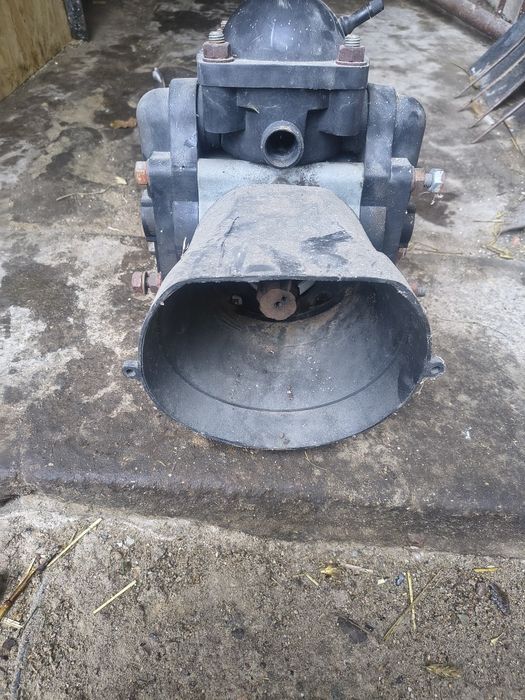 Pompa do opryskiwacza P-100