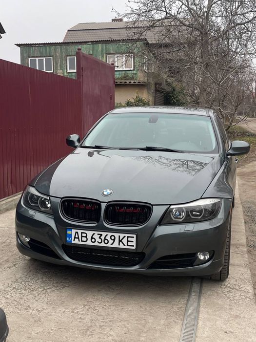 Обменяю BMW E90 3 литра бензин 2011 год