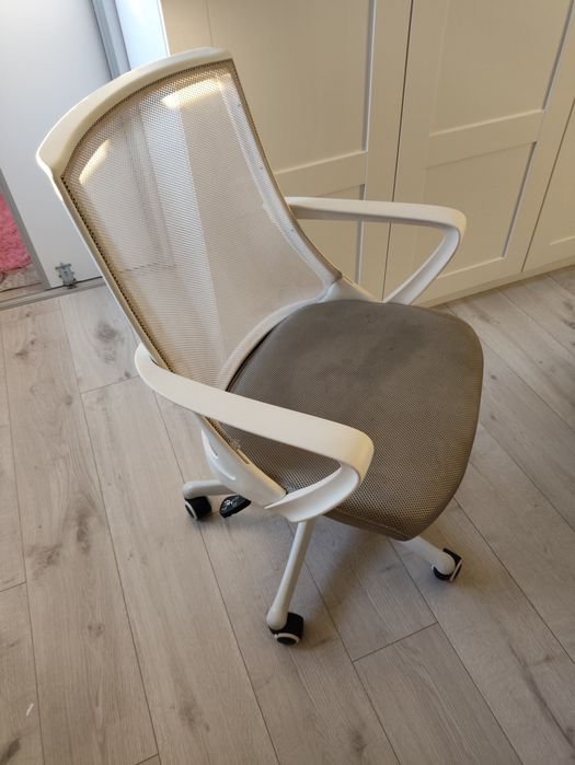 Krzesło obrotowe biurowe