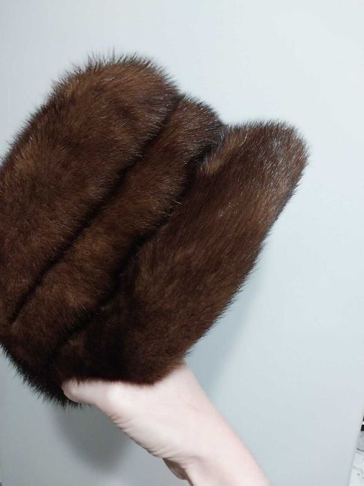Шапка норкова жіноча