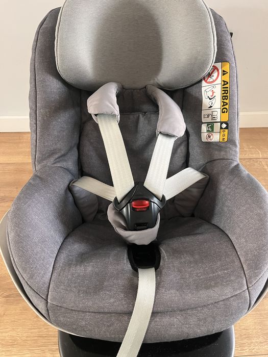 Fotelik Maxi Cosi 2way Pearl 9-18 kg+Baza 2wayFix 0-18 kg Isofix
