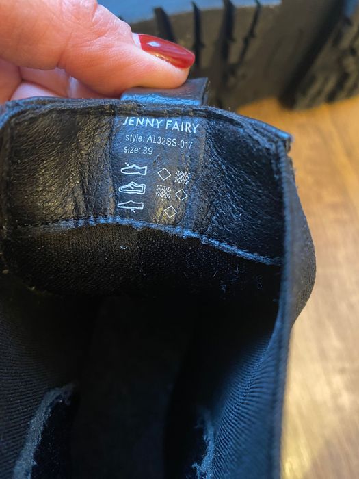 Buty 39 kozaki zimowe sztyblety