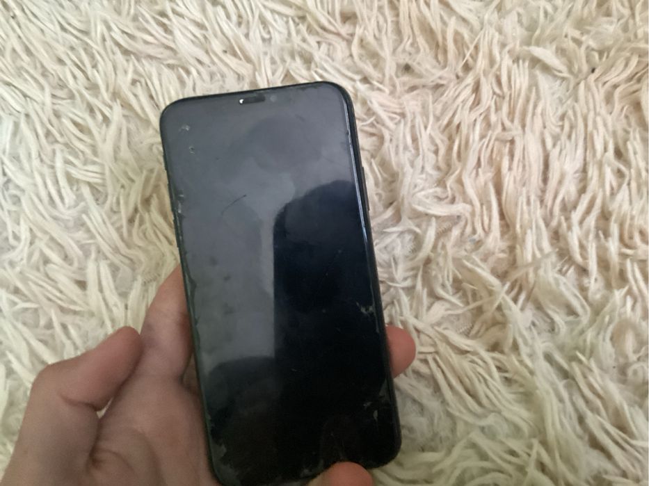 10 айфон розбит на запчастини ціну предлагайте