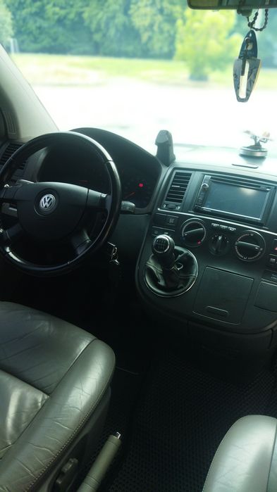 Фольксваген мультиван