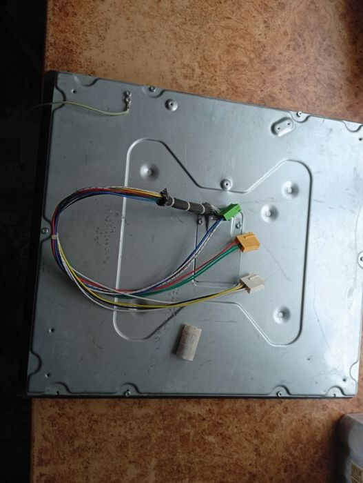 Варочна поверхня Privileg