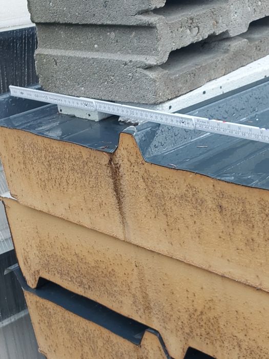 Płyty warstwowe  grubości 14cm