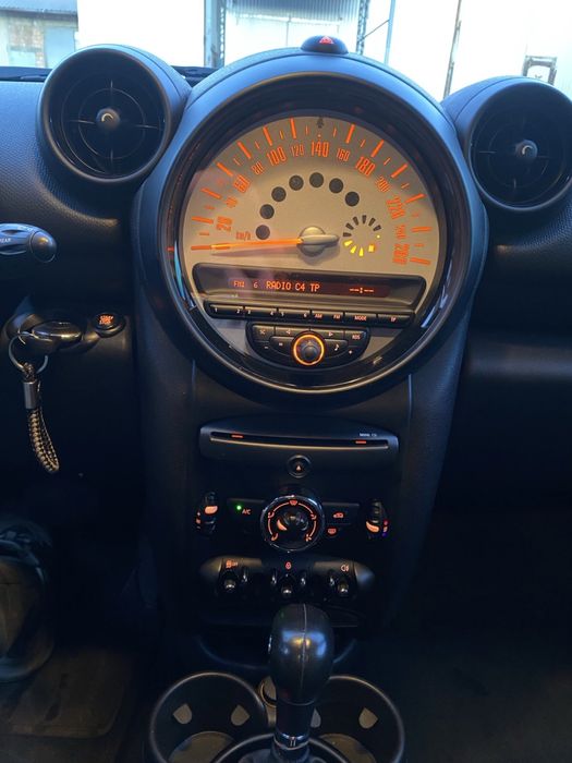 Продам міні купер кантрімен 2,0 дизель