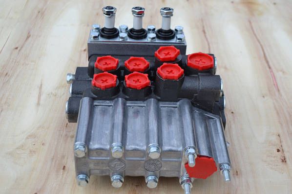 Гидрораспределитель МР/Р80 МТЗ ЮМЗ Т16/25/40/150 розподільник