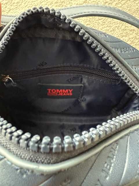 Carteira TOMMY nova
