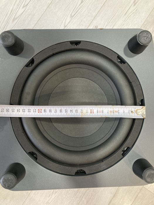 Саббуфер JBL  від саундбару