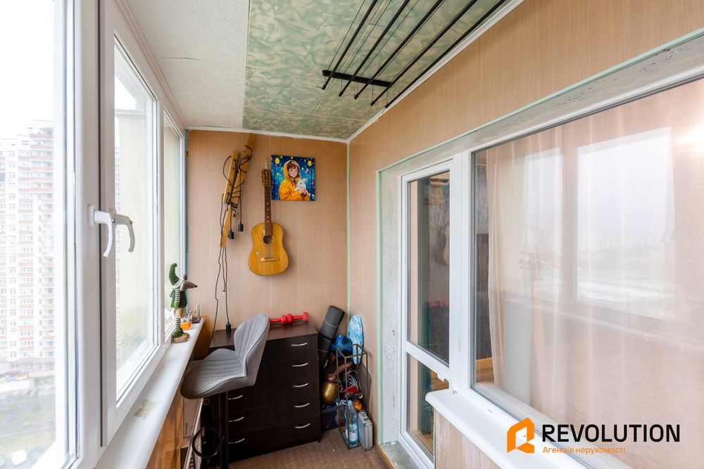 Без % 1 кім Деснянський район , вул. О.Екстер,14