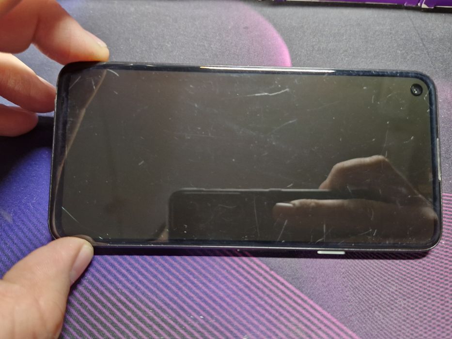 Google pixel 4a разбит дисплей