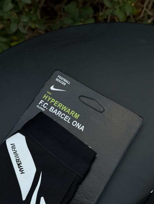 Перчатки Nike HyperWarm Windproof найк